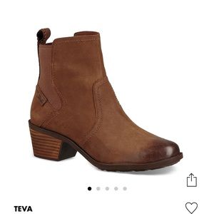 TEVA foxy brown bootie